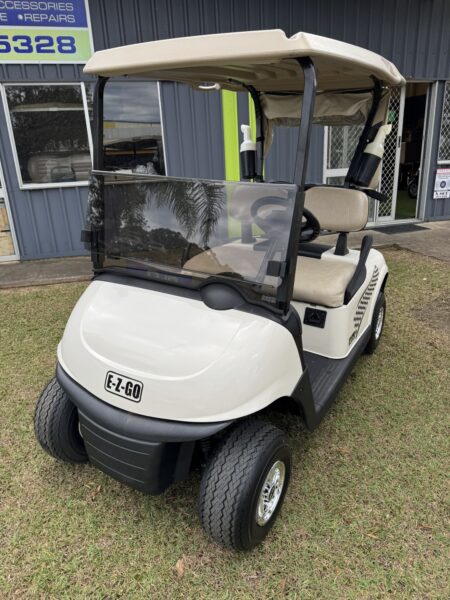 2020 E-Z-GO RXV – Lithium